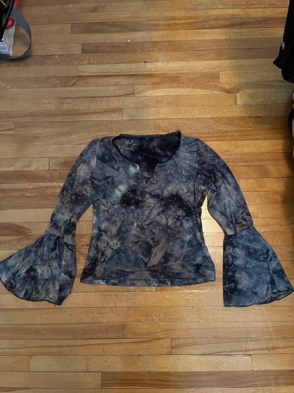 Reitmans Blue Tie-Dye Bell Sleeve Blouse Vintage tie dye